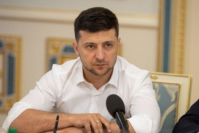 Зеленський має перестати думати про рейтинги