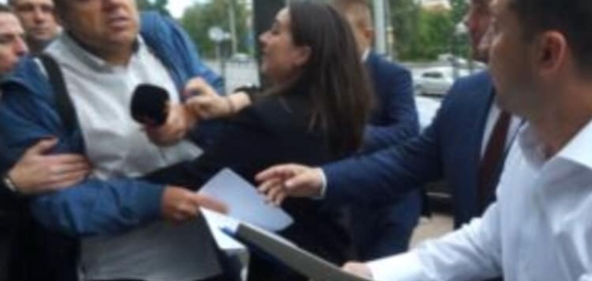 Реакція на Мендель: Офіс президента пропагує насильство