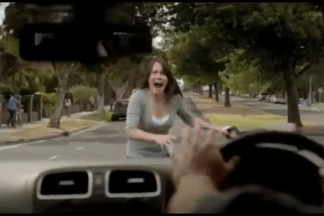 'Всього 2 секунди!' До водіїв звернулися в жорсткому соціальному ролику