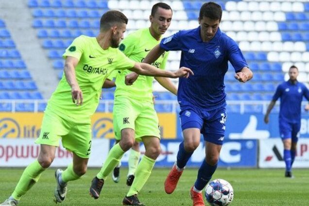 'Динамо' в скандальном матче с двумя удалениями и тремя пенальти обыграло сельский клуб