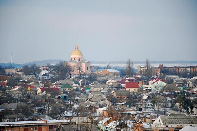 Самоубийство из-за недостачи в кассе: в Винницкой области повесилась 22-летняя продавщица