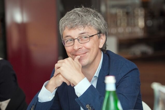 Александр Ткаченко подал декларацию на место главы КГГА