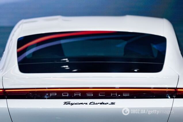 Porsche показала процесс сборки 'убийцы Tesla': впечатляющее видео