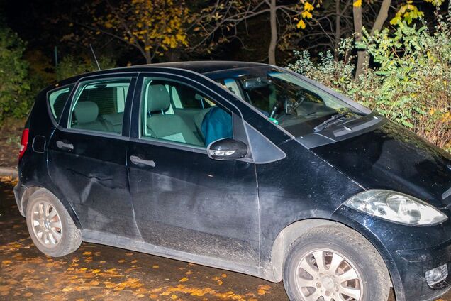 Знайшли труп в машині: в Дніпрі при загадкових обставинах помер чоловік