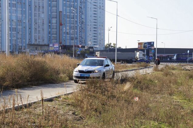 В Киеве возле озера обнаружили труп женщины: всплыли жуткие подробности