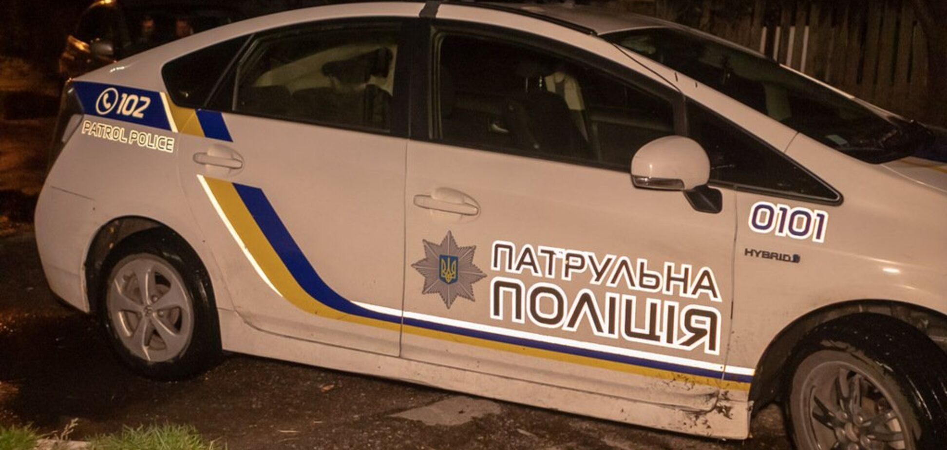 У Дніпрі знайшли закривавлений труп на дитячому майданчику. Фото 18+