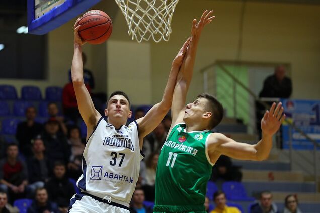 'Запорожье' дожало 'Харьковских Соколов' на последних секундах Суперлиги Пари-Матч