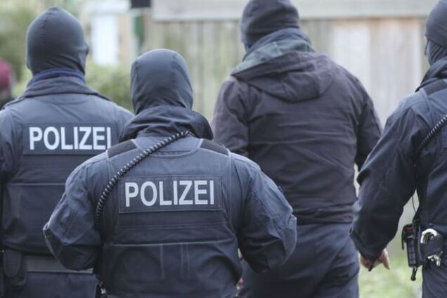 У Німеччині біля синагоги розстріляли людей: подробиці і відео розправи