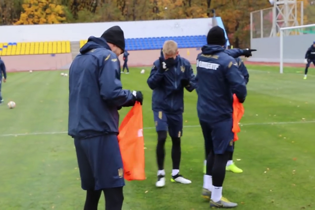 Малиновський відправив Зінченка в нокдаун на тренуванні збірної України - опубліковано відео