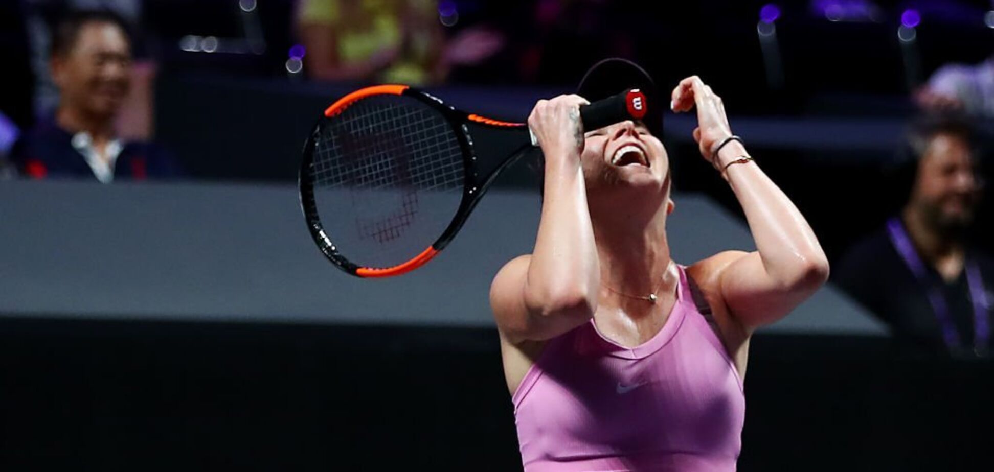 Свитолина в матче-триллере добыла третью победу подряд на Итоговом турнире