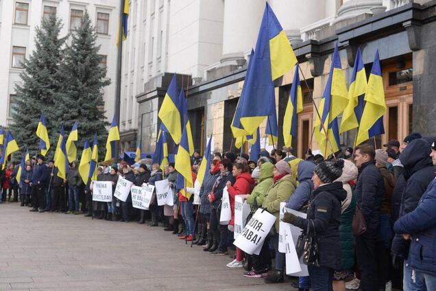 'Моє майно – моя справа!' Власники паїв виступили проти мораторію на продаж землі