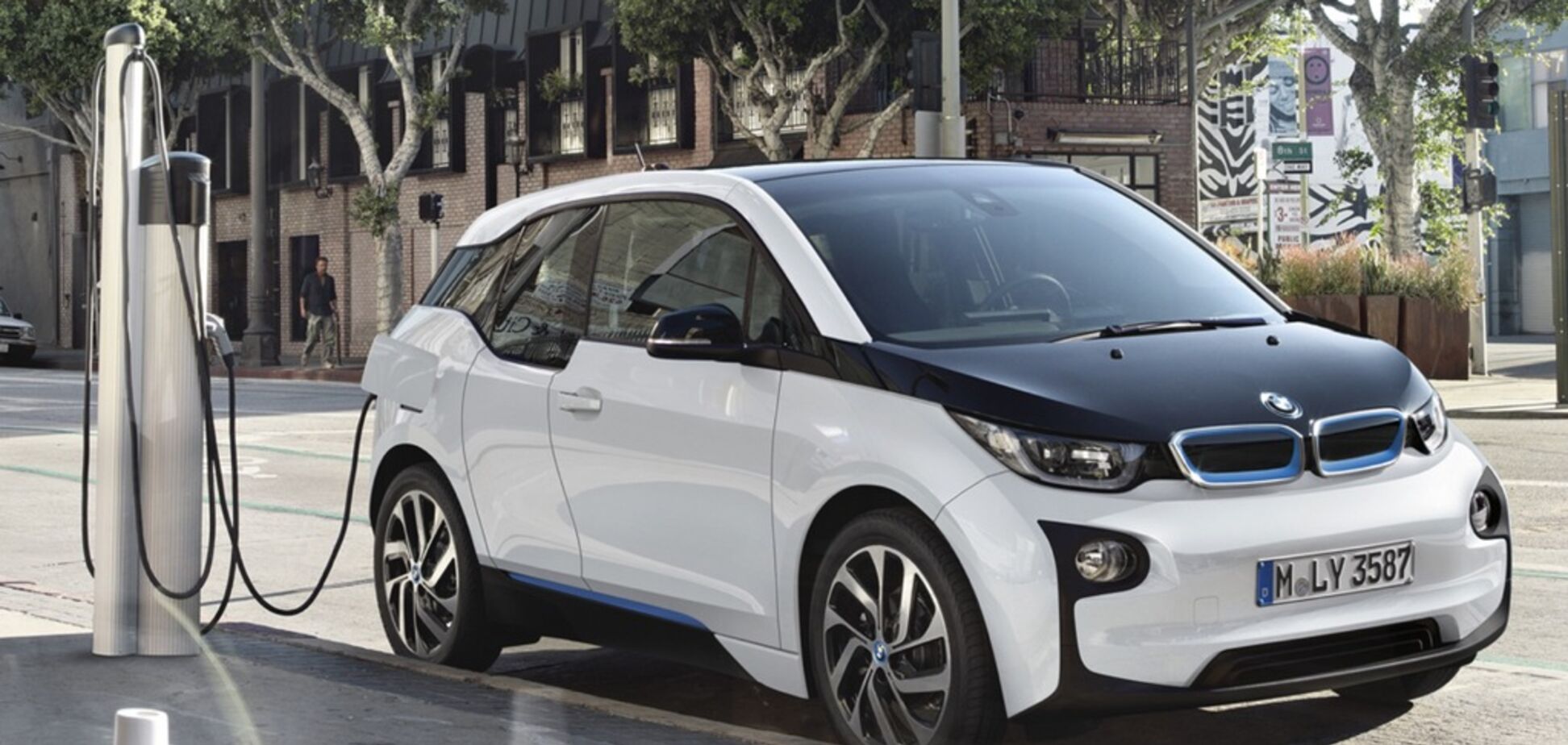 В Германии придумали интеллектуальные зарядные станции для электрокаров