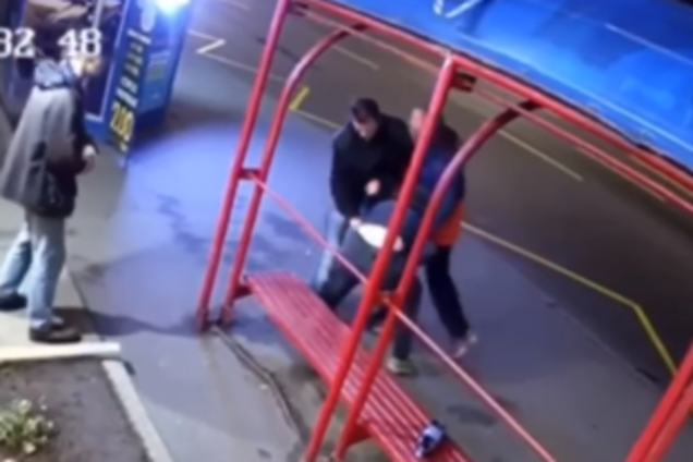 У Києві невідомі жорстоко напали на чоловіка