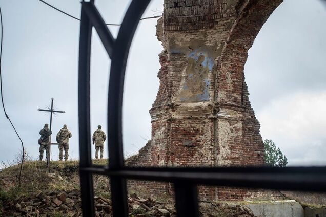 Руины церкви святого Михаила на Яворовском полигоне