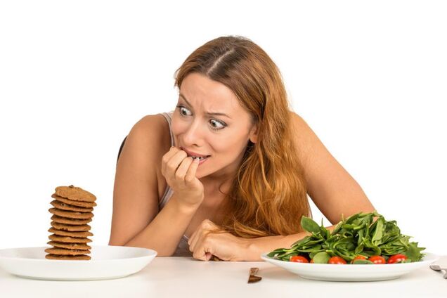 Нельзя на голодный желудок: диетолог назвала опасные продукты