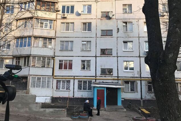 В Харькове парень выбросился из окна