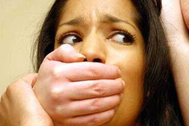 Пытался изнасиловать на улице: в Одесской области осудили педофила