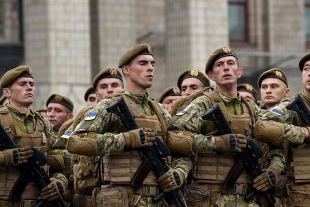 Годують солдат: як в Україні вирішують проблему прострочених продуктів