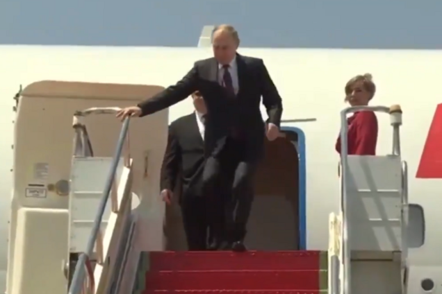 Встречали бюджетно и с обысками: Путин приехал на саммит БРИКС. Первые кадры