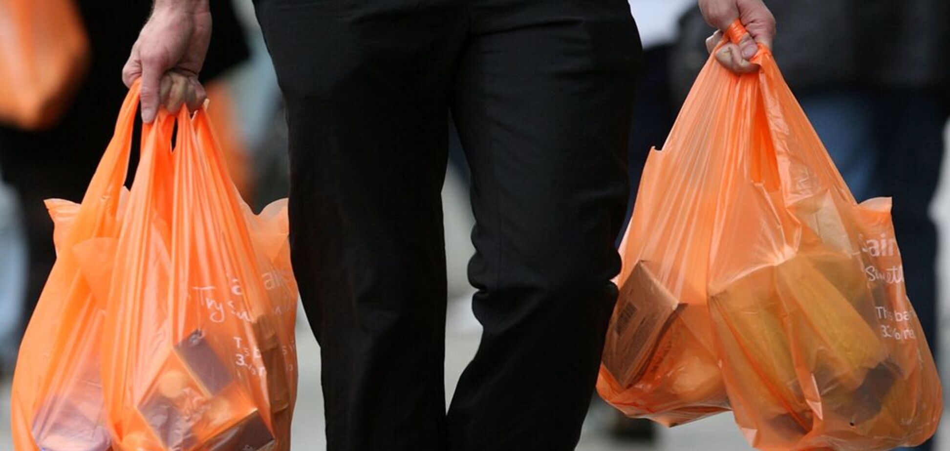 Заборона пластикових пакетів: у Раді розповіли про штрафи та наслідки
