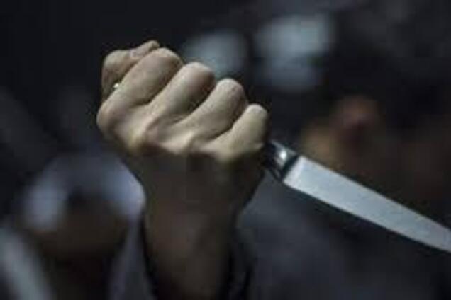 Штрикнув ножем в живіт: в Одесі сталася кривава НП