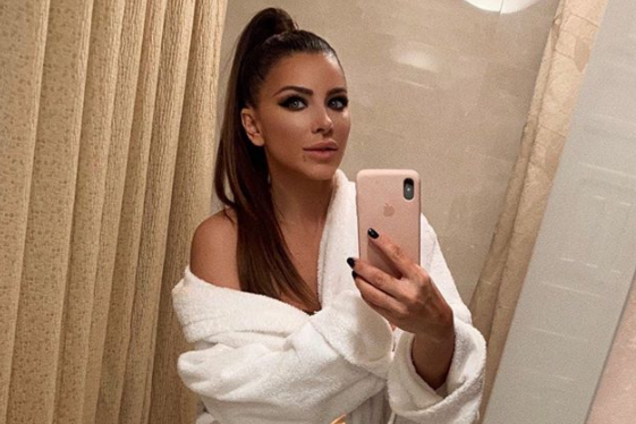 'Уже на себя не похожа': в сети перестали узнавать Лорак на новых фото