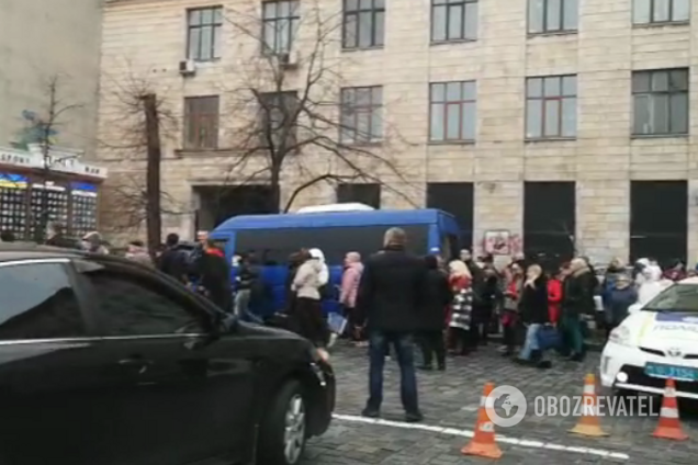 Проплачений мітинг у Києві