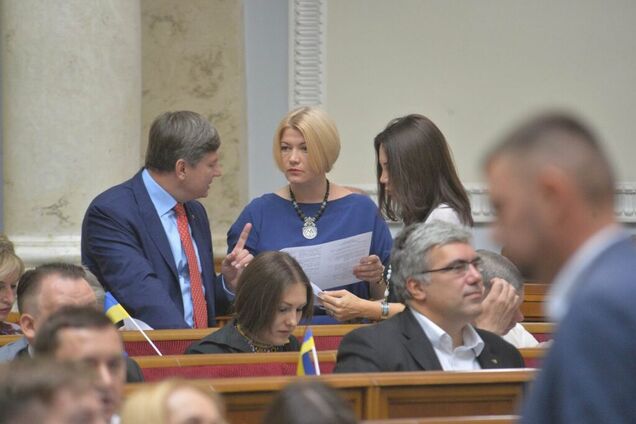 У Порошенка звернулися до СБУ й ДБР через 'слуг народу'