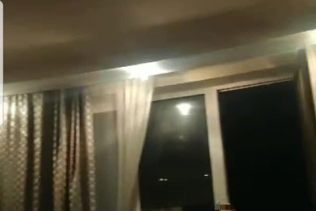 Хотел выпрыгнуть из окна: в Одессе произошло ЧП с мужчиной. Фото