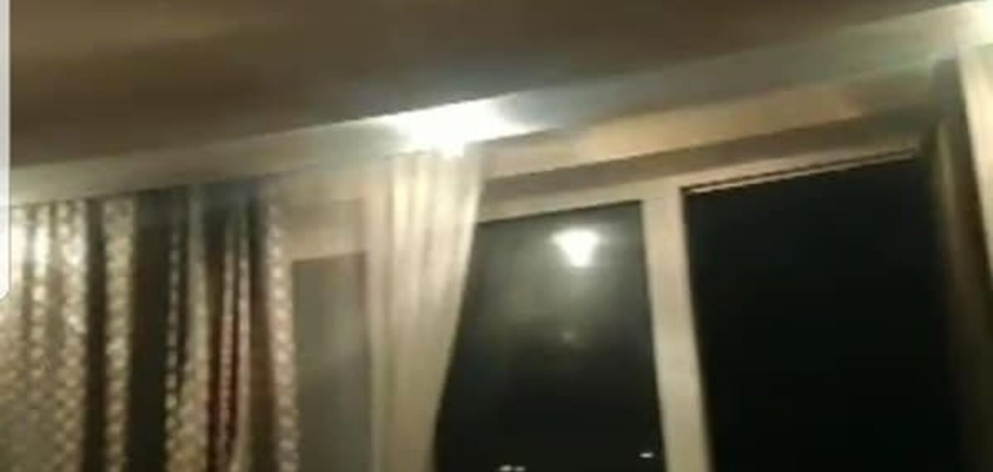 Хотел выпрыгнуть из окна: в Одессе произошло ЧП с мужчиной. Фото