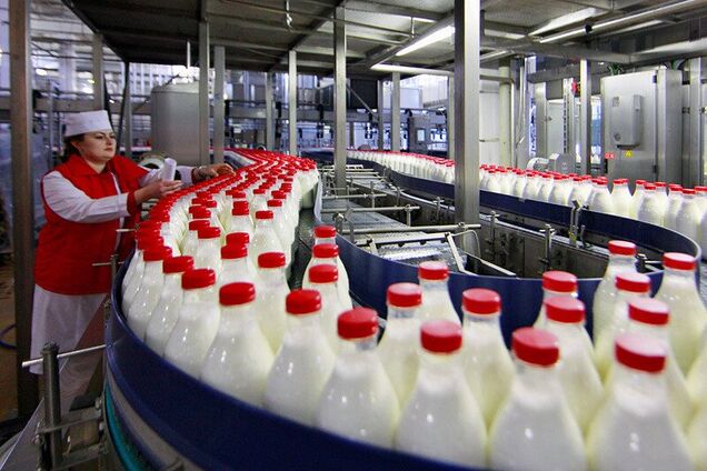 Творог с гвоздями: популярный производитель молочки попал в скандал в Киеве