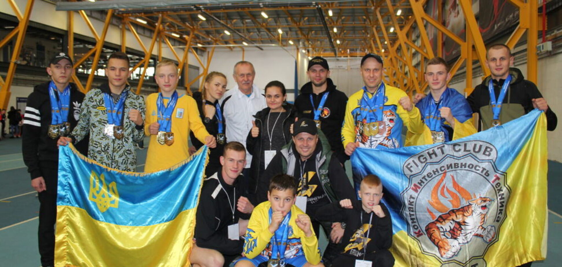 Тренер Слипченко привез украинских чемпионов из Британии