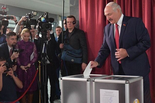 Висока явка та сотні порушень: у Білорусі пройшли парламентські вибори