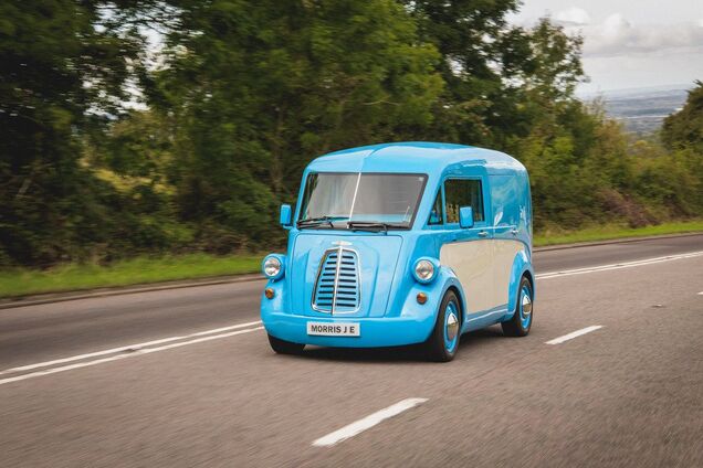 Электрофургон в ретростиле cможет проехать 320 км: фото и видео