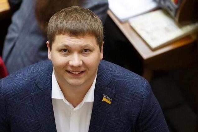 В Днепре жители 27 округа требуют отставки своего депутатa