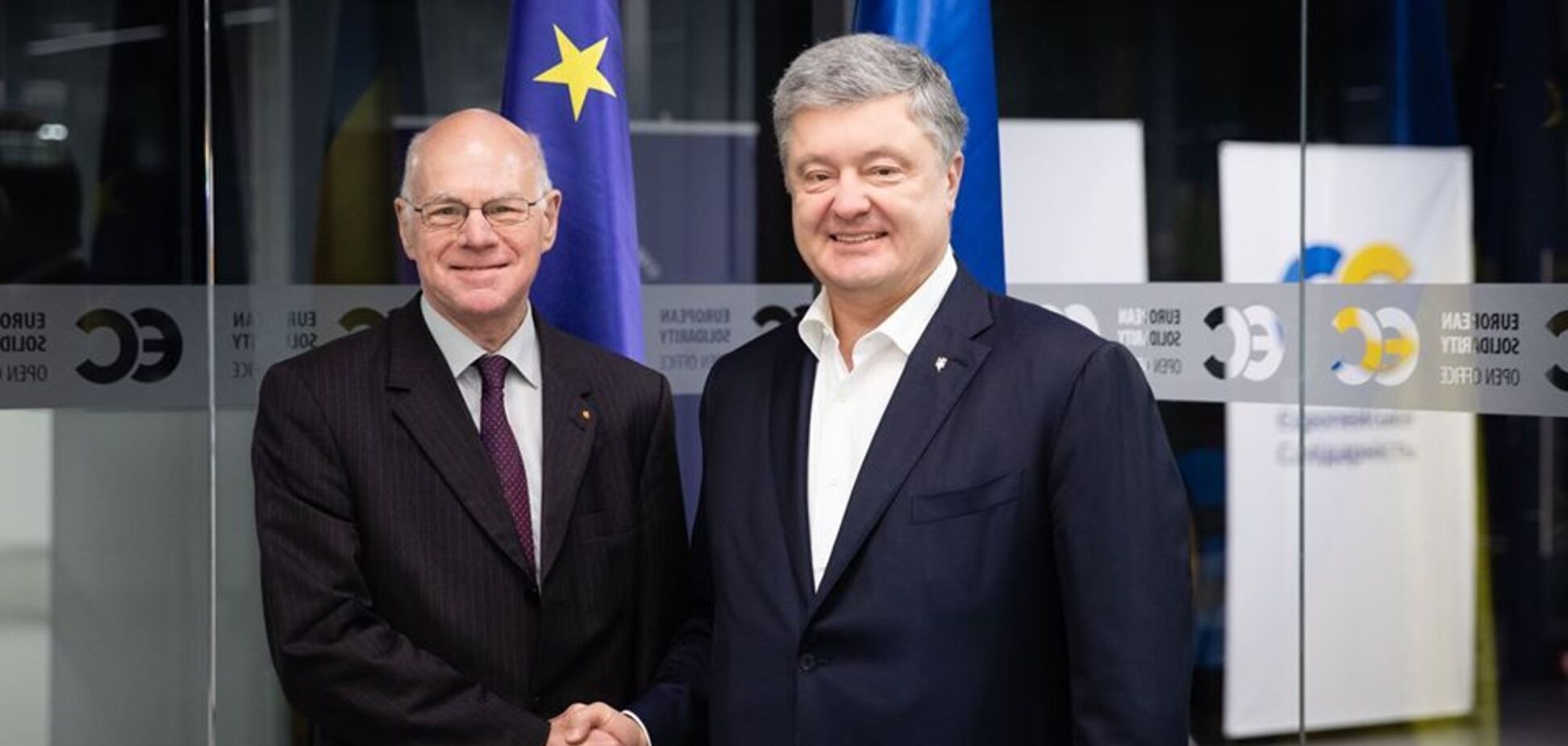 'Обговорили ключові виклики': Порошенко зустрівся з ексголовою Бундестагу ФРН