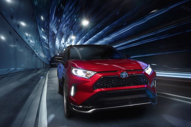 Найпотужніший і найшвидший Toyota RAV4 показали в США