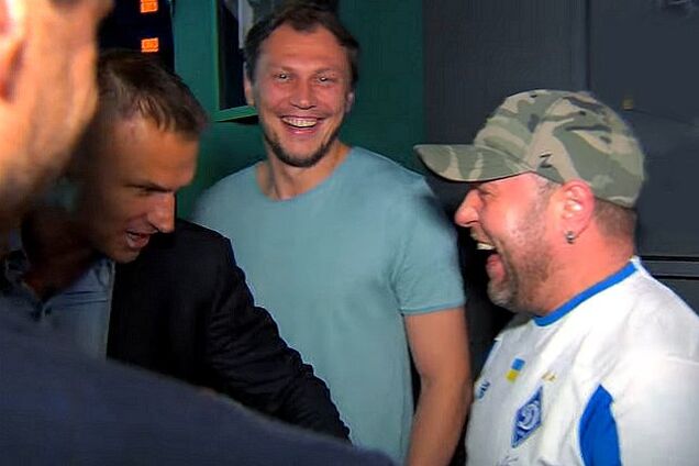 Александр Пикалов (справа)