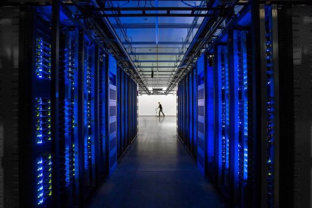 Facebook забеспокоилась о 'зеленой' энергетике и решилась на кардинальный шаг