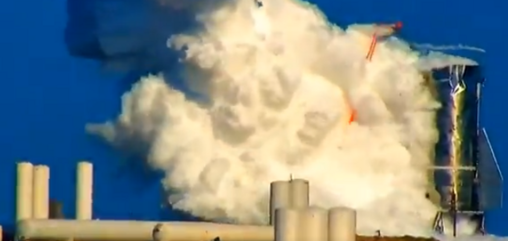 У Маска взорвалась ракета для полетов на Марс: зрелищное видео