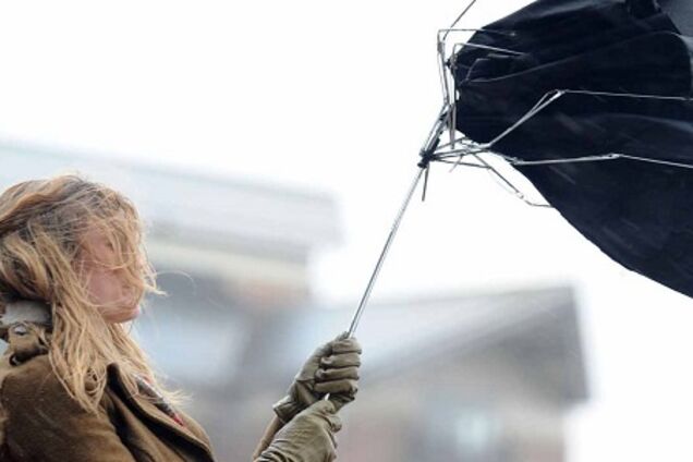 Сильний вітер! На Україну насувається потужний шторм