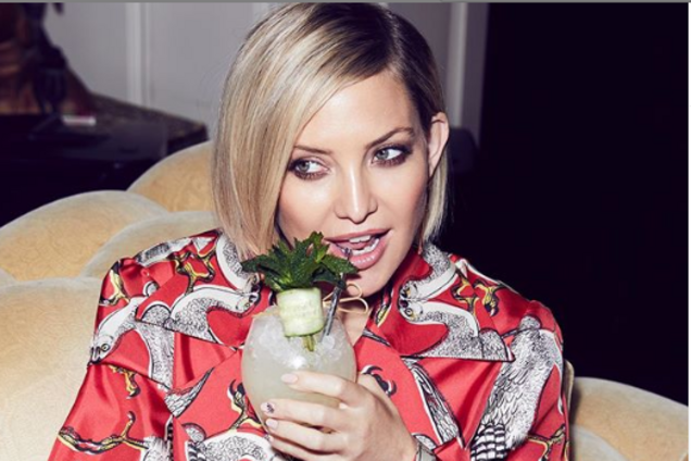 Больно, но впечатляет: голливудская звезда раскрыла секрет идеальной кожи