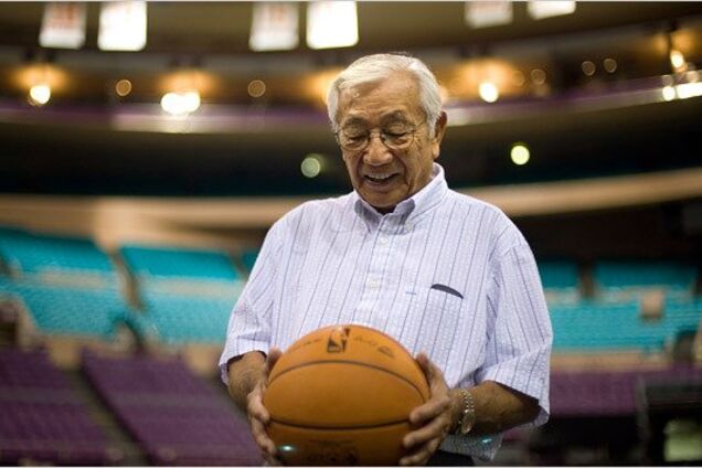 Ватару 'Ват' Місака