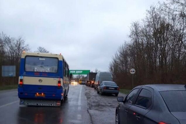 Львов накрыл ледяной коллапс: сотни пострадавших. Видео