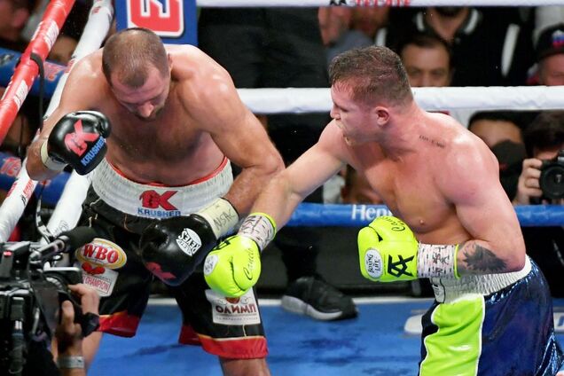 Президент WBC загнобил сильнейшего боксера РФ за ' ужасное и трусливое заявление'