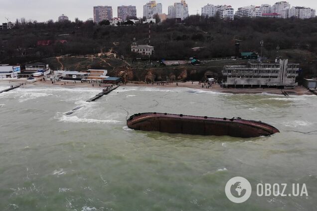 Якір відірвало і почало заливати: з'явилися моторошні подробиці аварії корабля в Одесі