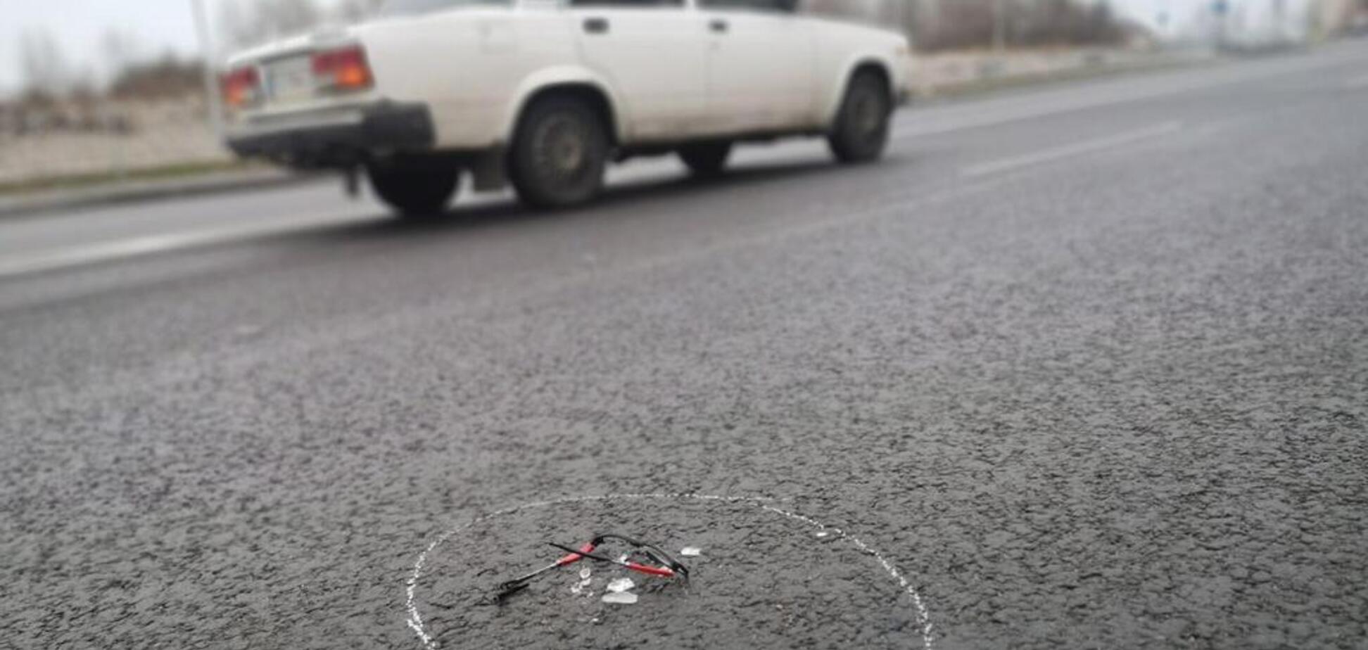 На пешеходном переходе: в Черкассах школьник попал под колеса авто. Фото