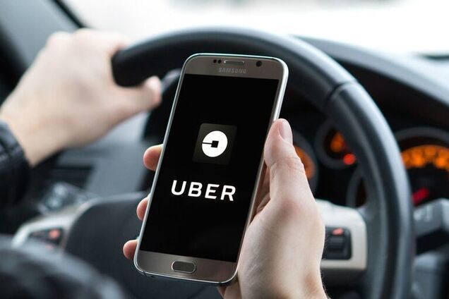 Такси Uber лишили лицензии