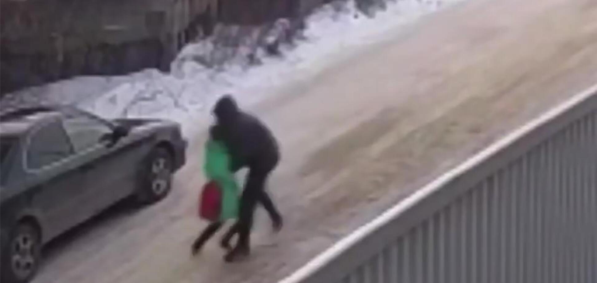 В России школьник-герой спас девочку от насильника: видео