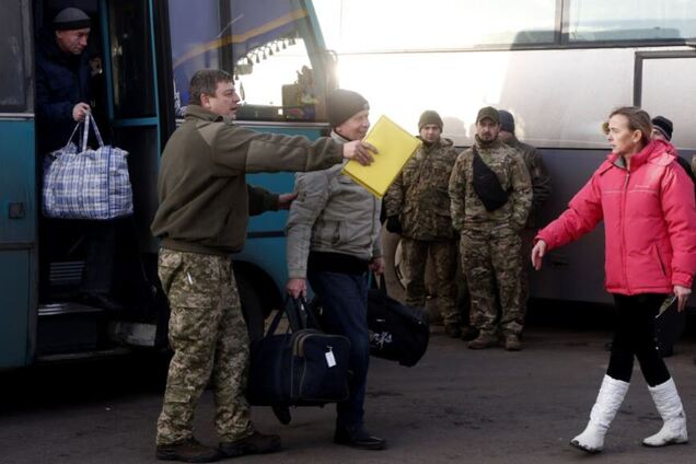 Обмена не будет: переговоры Украины и террористов "ДНР" провалились